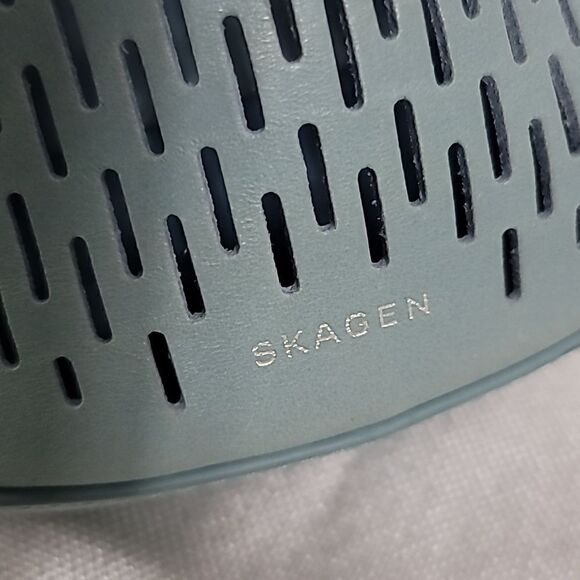 Skagen Lobelle SKY BLUE Mini Perforated Leather Saddle Bag Crossbody cut out - Picture 8 of 15